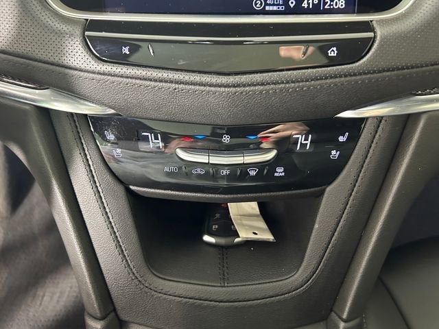 2023 Cadillac XT5 Sport