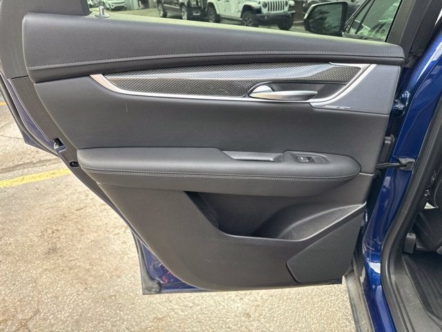 2024 Cadillac XT5 Sport