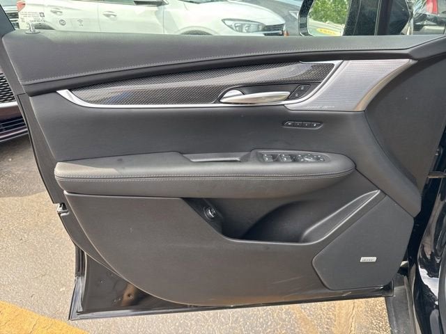 2023 Cadillac XT5 Sport