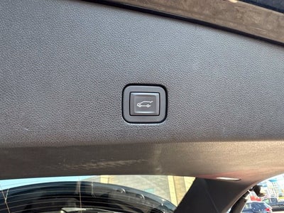 2025 Cadillac XT6 Luxury