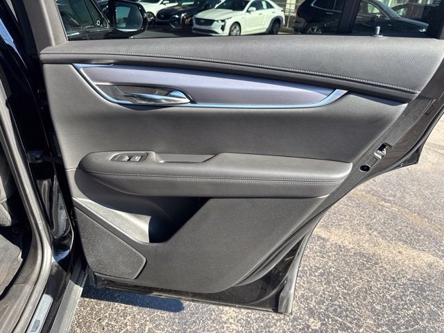 2025 Cadillac XT6 Luxury