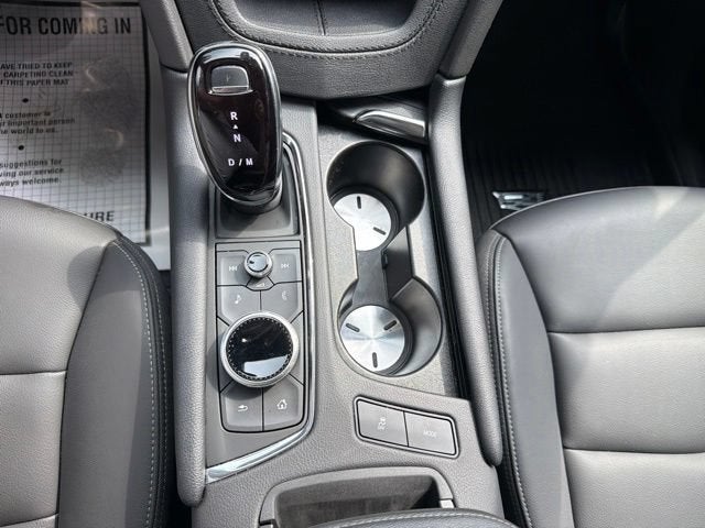 2025 Cadillac XT6 Luxury
