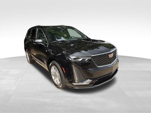 2025 Cadillac XT6 Luxury