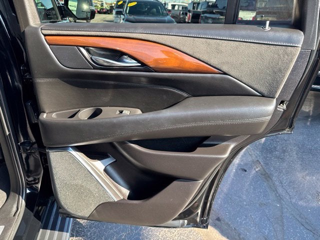 2019 Cadillac Escalade Luxury