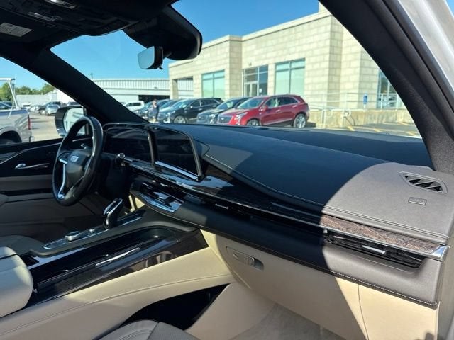 2022 Cadillac Escalade Premium Luxury