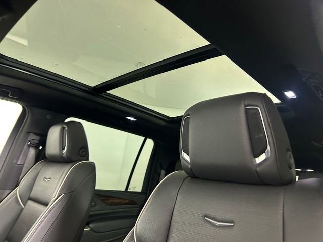 2022 Cadillac Escalade ESV Premium Luxury