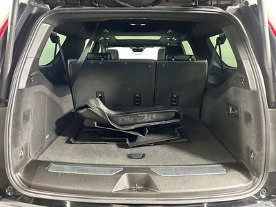 2022 Cadillac Escalade ESV Premium Luxury