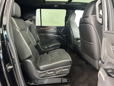 2022 Cadillac Escalade ESV Premium Luxury