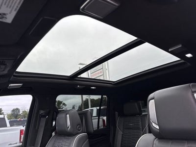 2023 Cadillac Escalade ESV AWD V-Series