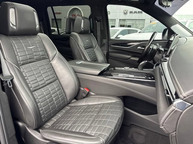 2023 Cadillac Escalade ESV AWD V-Series