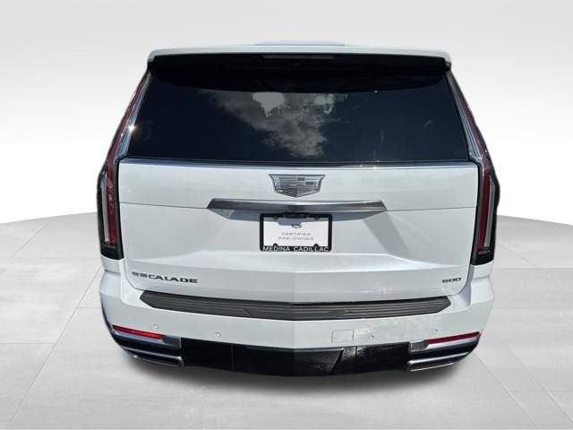 2026 Cadillac Escalade Luxury