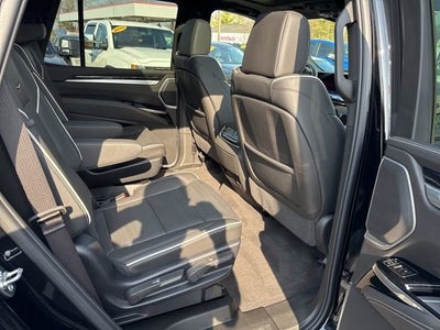 2025 Cadillac Escalade Sport