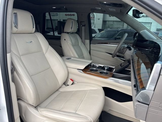 2025 Cadillac Escalade Sport Platinum