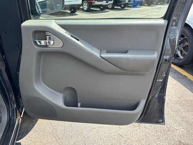 2014 Nissan Frontier SV