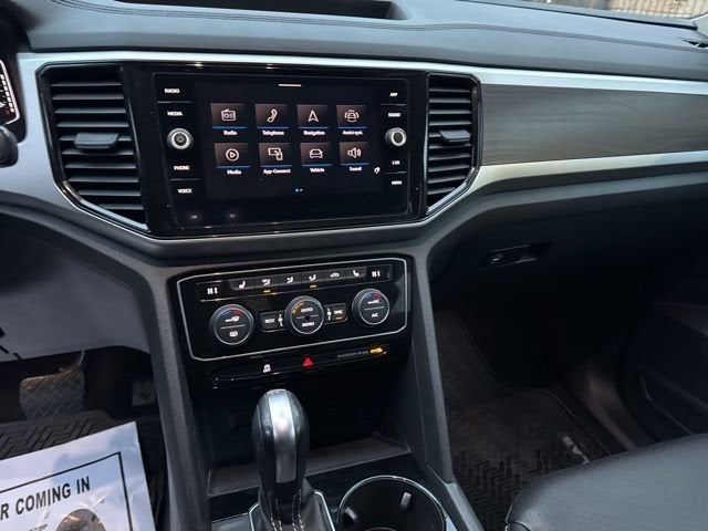 2022 Volkswagen Atlas 3.6L V6 SE w/Technology