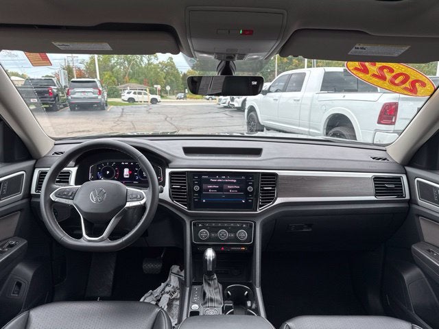 2022 Volkswagen Atlas 3.6L V6 SE w/Technology