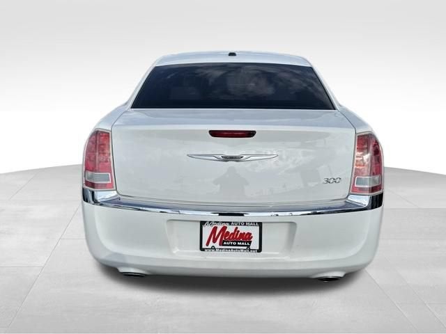 2013 Chrysler 300 Motown