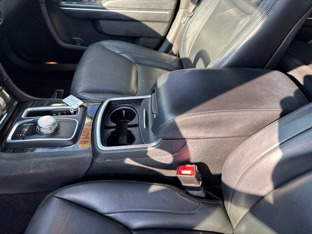 2016 Chrysler 300 Anniversary Edition