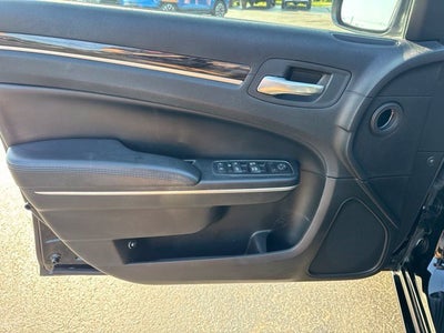 2016 Chrysler 300 Anniversary Edition