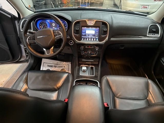 2016 Chrysler 300 Limited