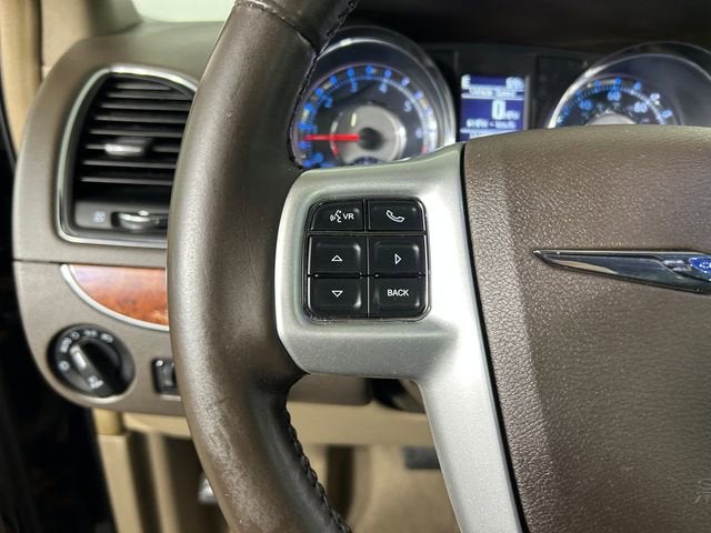 2016 Chrysler Town & Country Touring