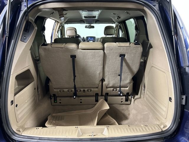 2016 Chrysler Town & Country Touring