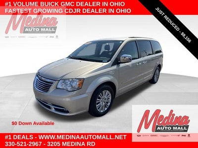 2015 Chrysler Town & Country Touring-L
