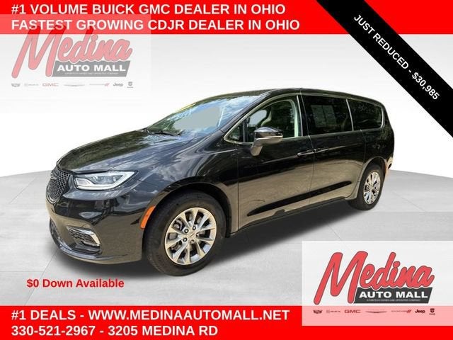 2023 Chrysler Pacifica Touring L