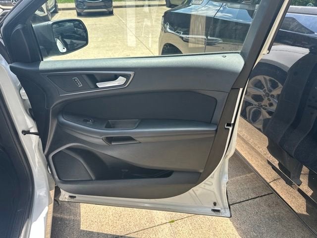 2017 Ford Edge SE