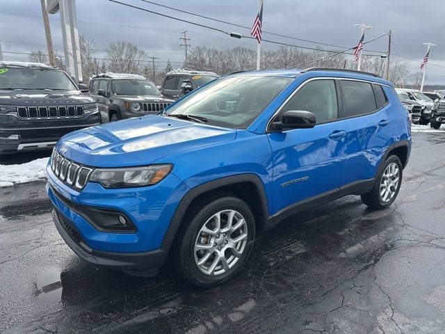 2022 Jeep Compass Latitude Lux