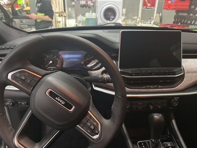 2023 Jeep Compass Latitude Lux