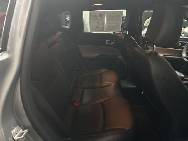 2023 Jeep Compass Latitude Lux