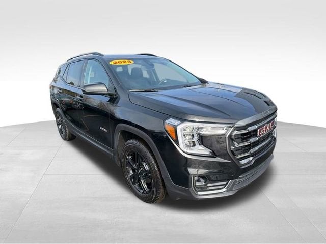 2023 GMC Terrain AT4