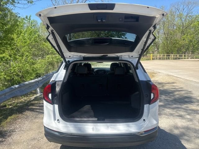 2023 GMC Terrain AT4