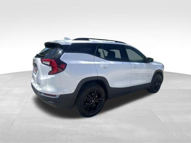 2023 GMC Terrain AT4