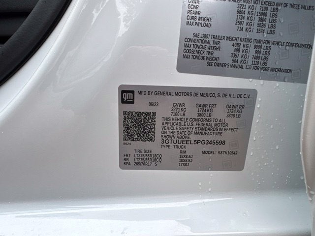 2023 GMC Sierra 1500 AT4