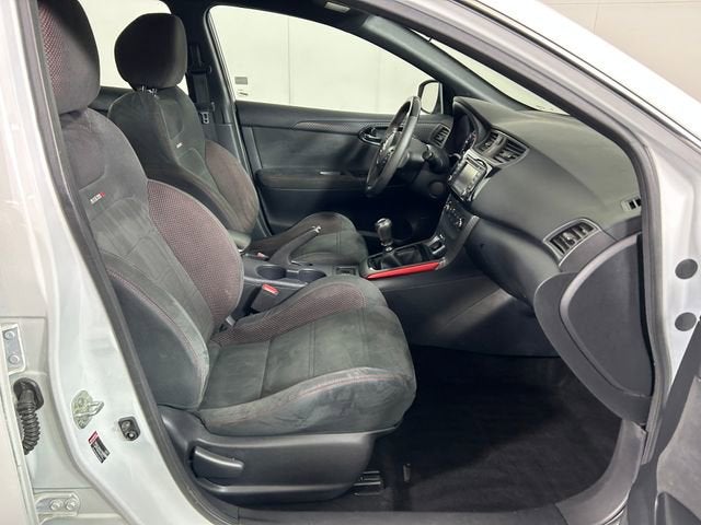 2017 Nissan Sentra NISMO