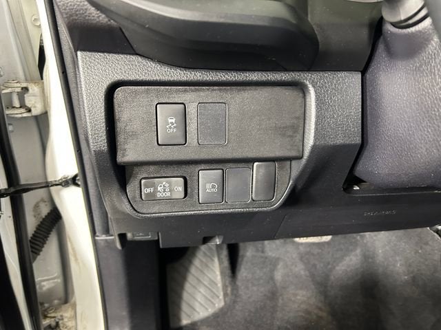 2022 Toyota Tacoma 4WD SR