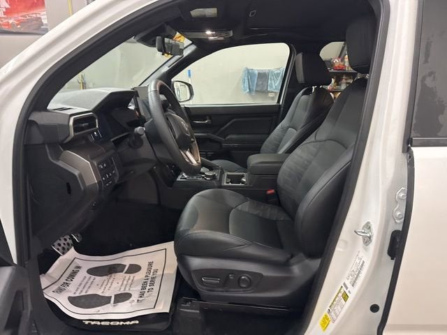 2024 Toyota Tacoma 4WD SR5