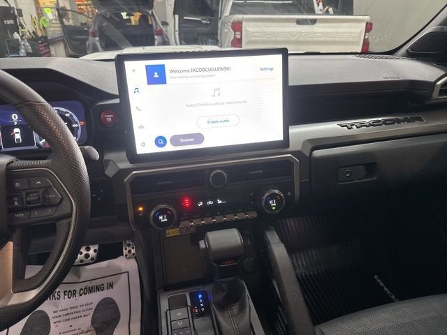 2024 Toyota Tacoma 4WD SR5