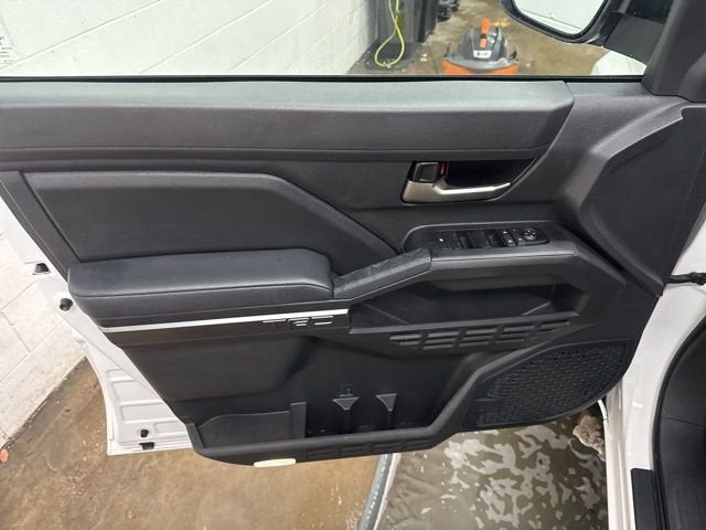 2024 Toyota Tacoma 4WD SR5