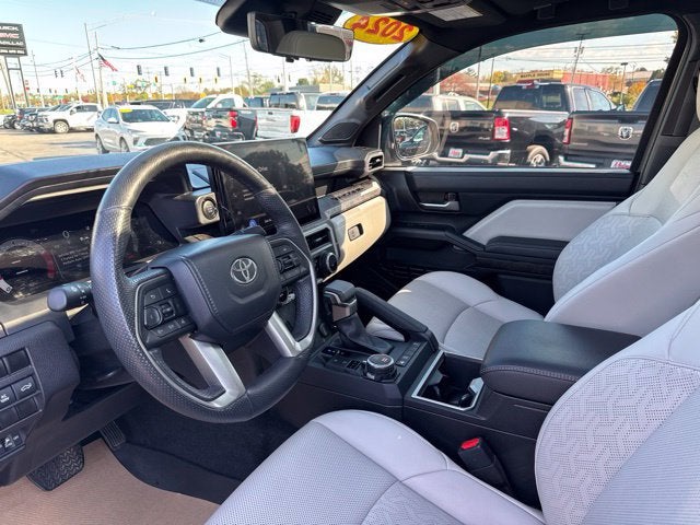 2024 Toyota Tacoma 4WD SR5