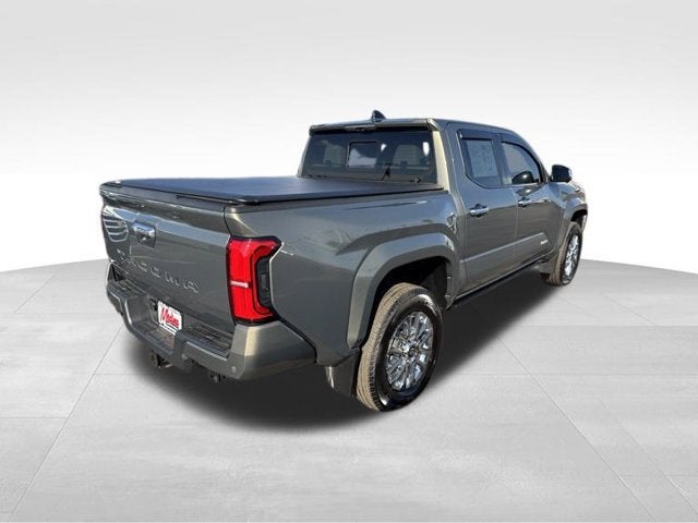 2024 Toyota Tacoma 4WD SR5