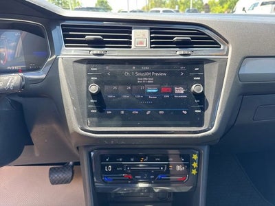 2023 Volkswagen Tiguan SE