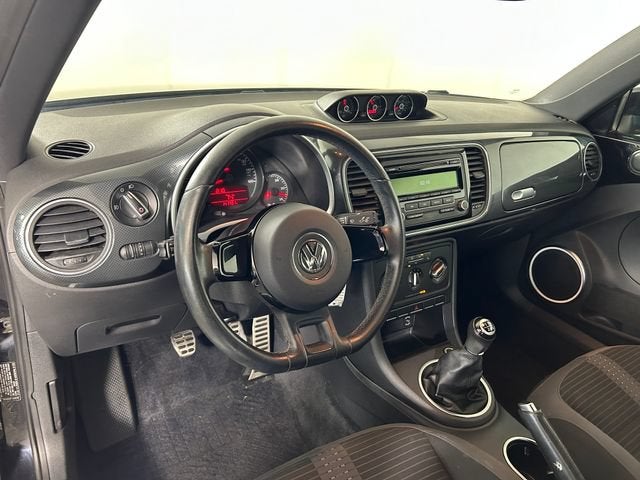 2012 Volkswagen Beetle 2.0T Turbo PZEV