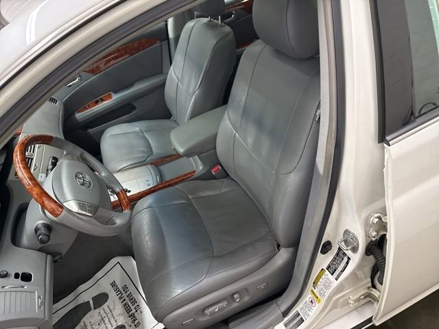 2005 Toyota Avalon XL