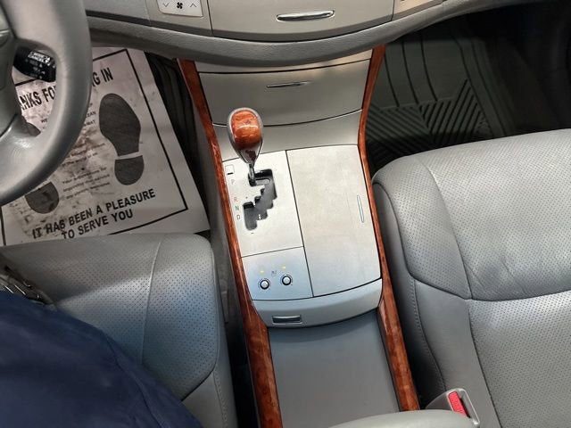 2005 Toyota Avalon XL