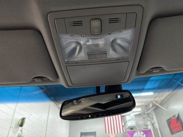 2005 Toyota Avalon XL