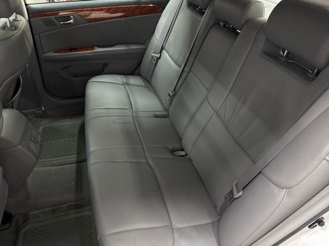 2005 Toyota Avalon XL
