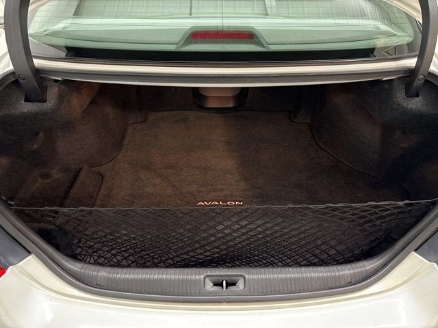 2005 Toyota Avalon XL